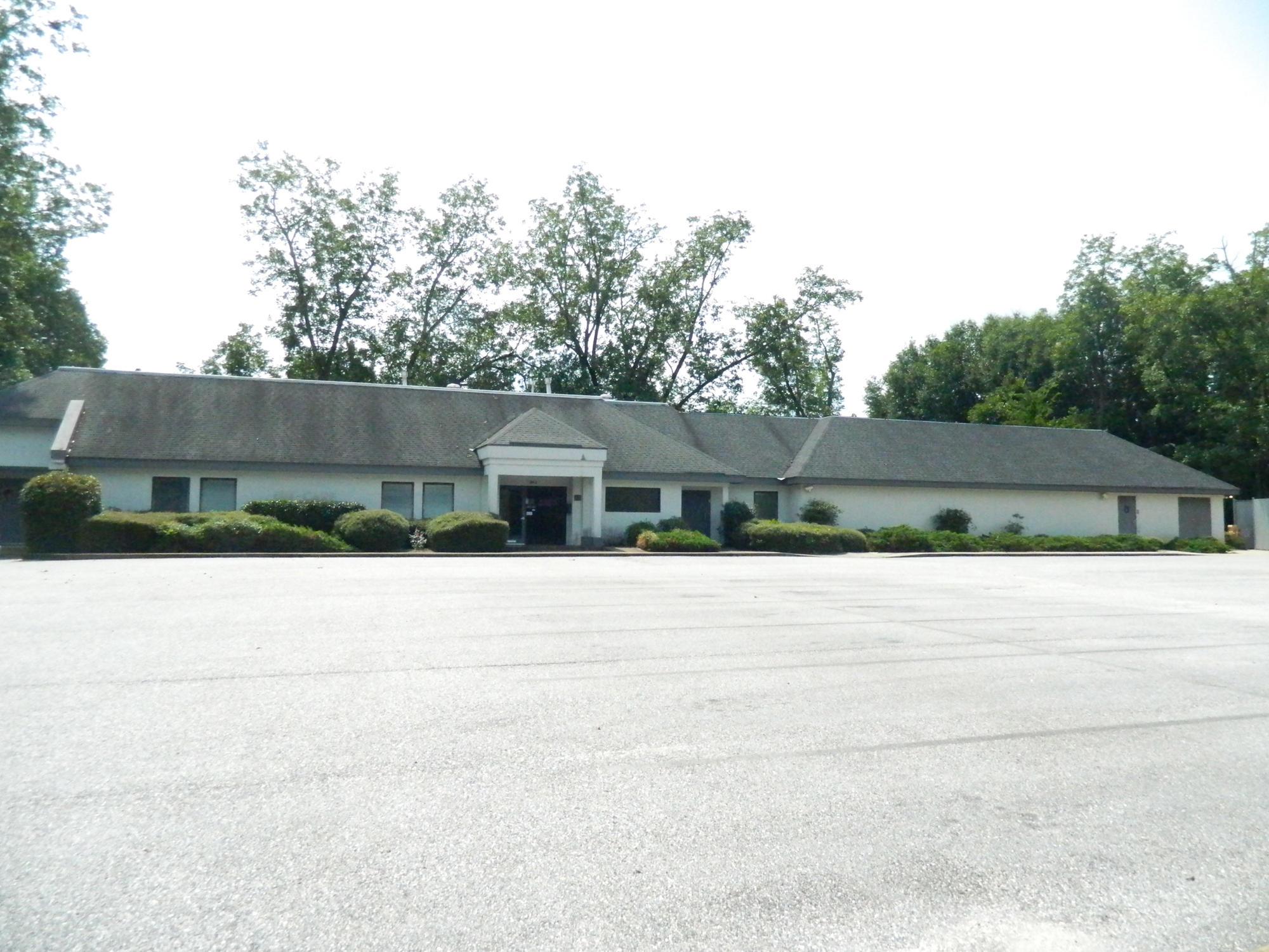 842 - 844 Peachtree Street