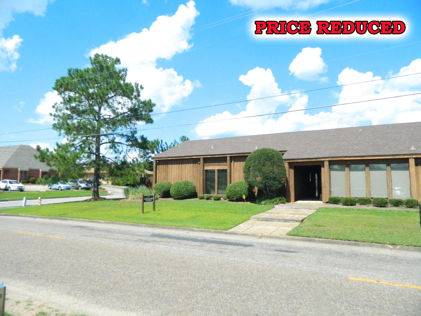 1565-A East Trinity Blvd