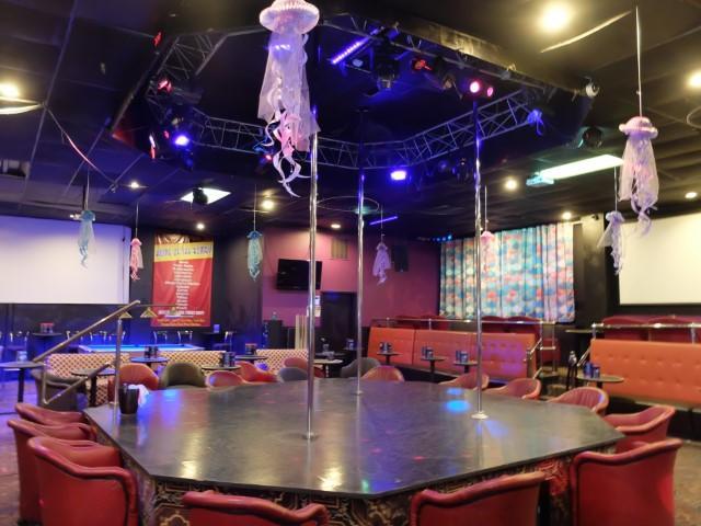 Profitable ADULT INDIANA CLUB, Liquor+Kitchen