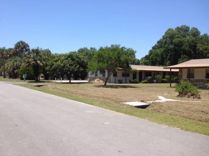 Crystal River Florida 40 Vacant Apartm