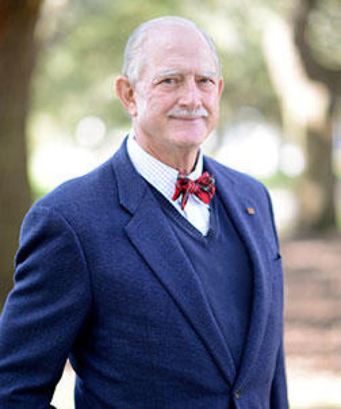 Batson L. Hewitt, CCIM