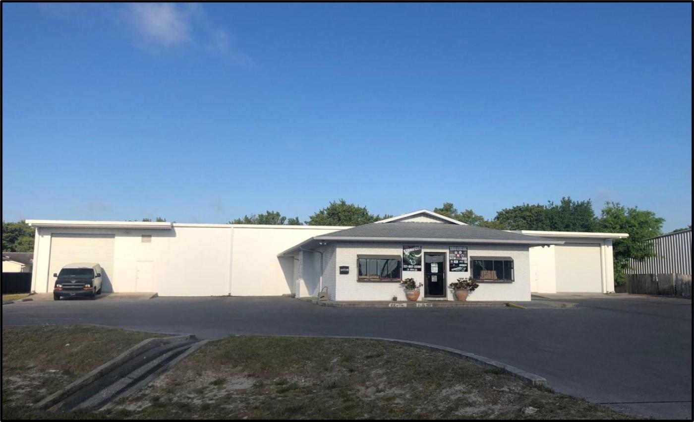 Immaculate 4,985± SF Whse
