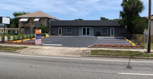 Freestanding Retail/Office Building For Sale