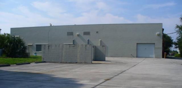 22,000 +/- Retail Building on US 192
