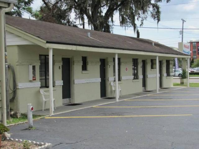 Motel/MH Park