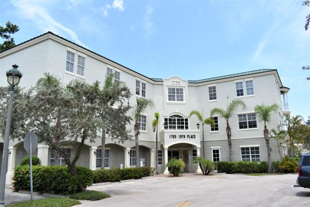 1705 Office Plaza