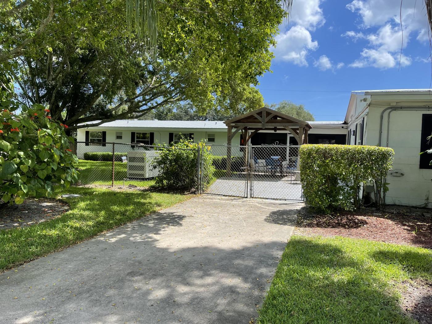 5,872 SF Former ALF Building