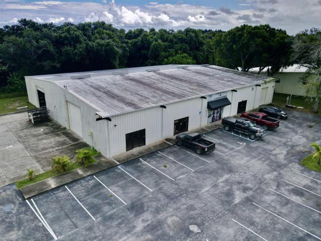 12,500 SF WHSE On Old Dixie Hwy