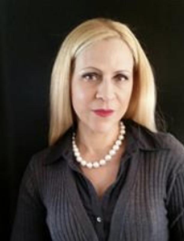 Carmen Santos