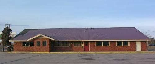 1524 N Taylor Plaza GARDEN CITY KS