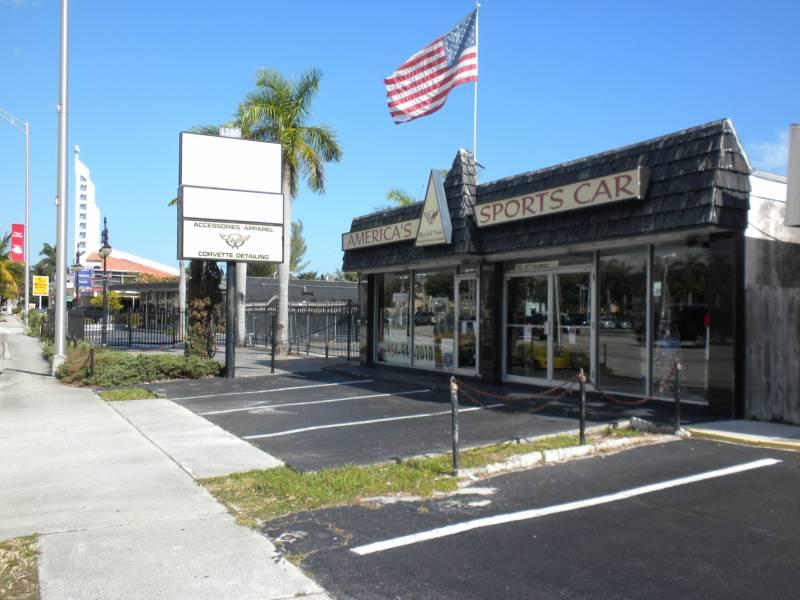 Federal Hwy Retail - Showroom Propery