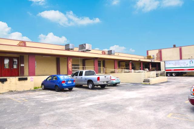 For Sale Industrial Building 47,778 SF