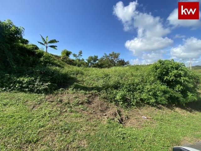 Urb. Mar Caribe, Solar en Naguabo