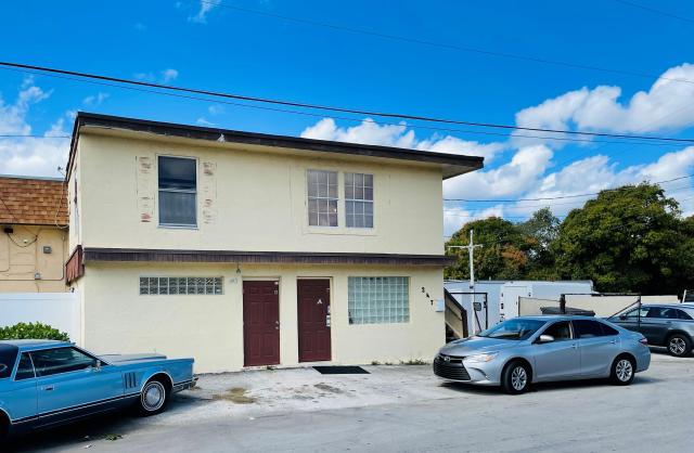 Lowest Priced  Warehouse with Yard