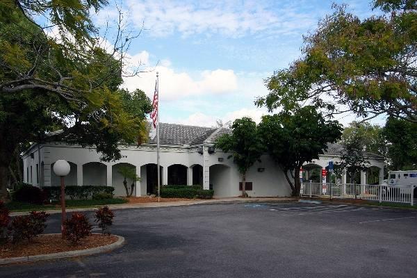 Bank Branch Office Building for Sale