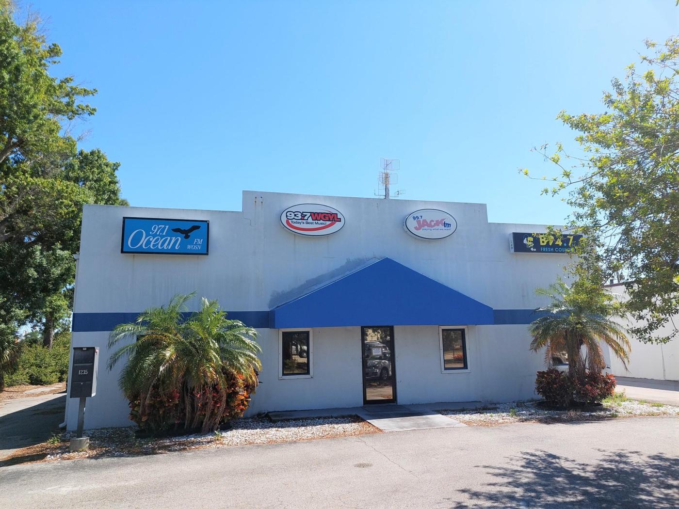 Industrial Building For Sale
