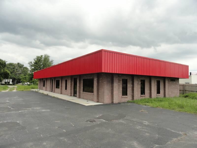 MULTI TENANT COMMERCIAL OFFICE