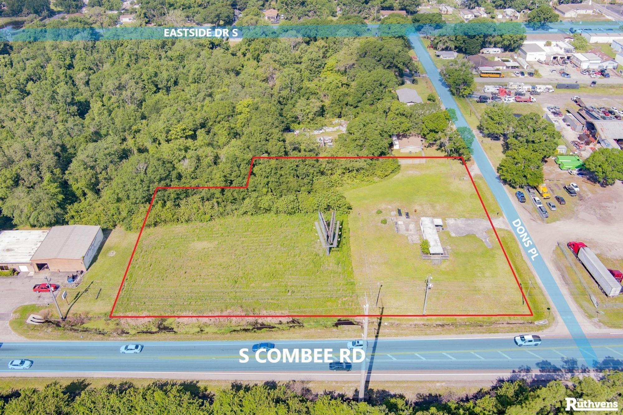 225 S Combee Rd | Lakeland, FL 33801