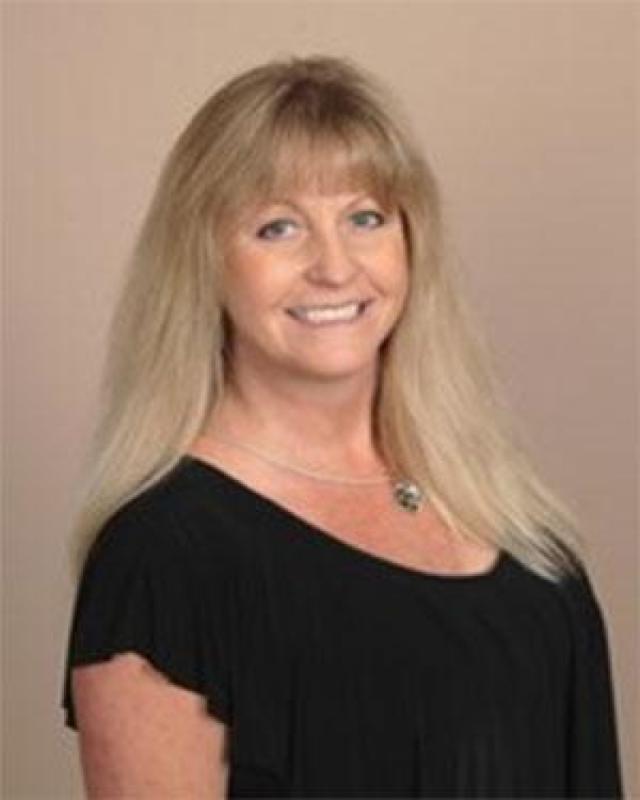 Tracy Waters, CCIM