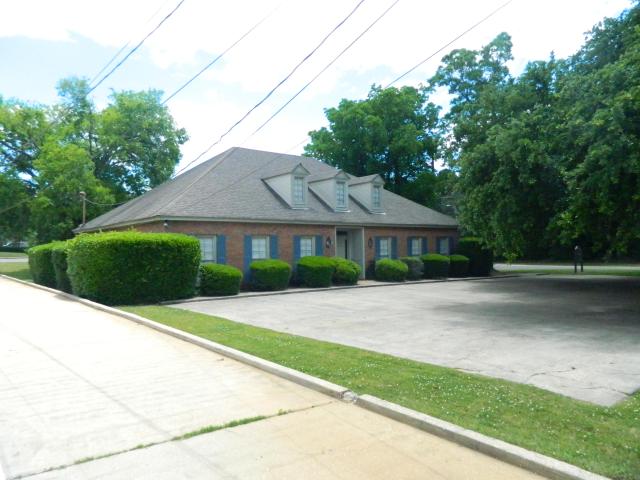 5795 Carmichael Pkwy