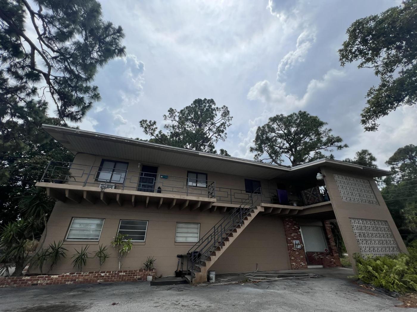 315 Bayview St.