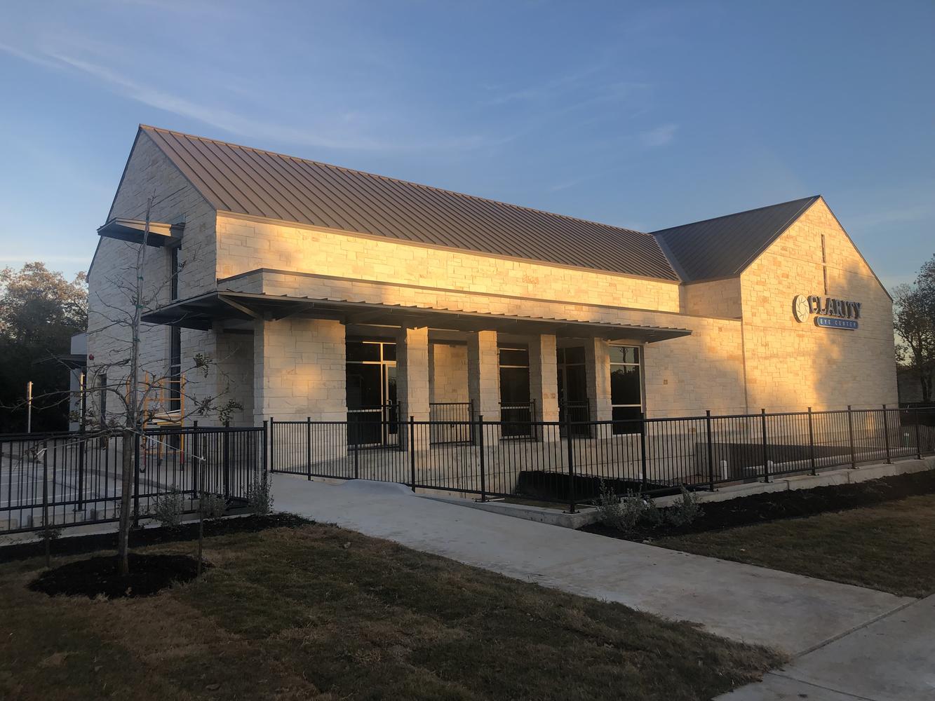 3204 Northwest Blvd FOR LEASE