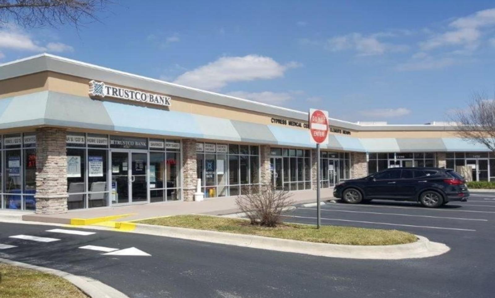 7450 Cypress Gardens Blvd