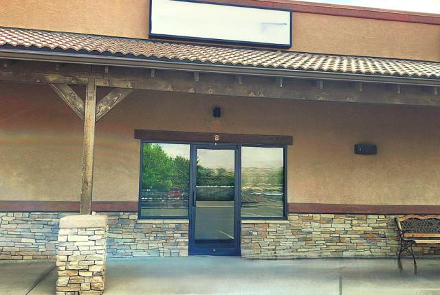 Prime Fruita Location!