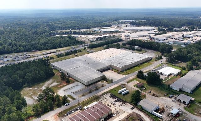 Turnkey 320,000 SF Fulfillment & Distribution Center