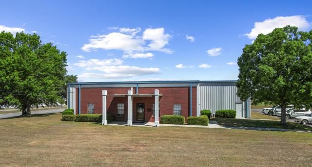 3665 Westgate Parkway - For Lease