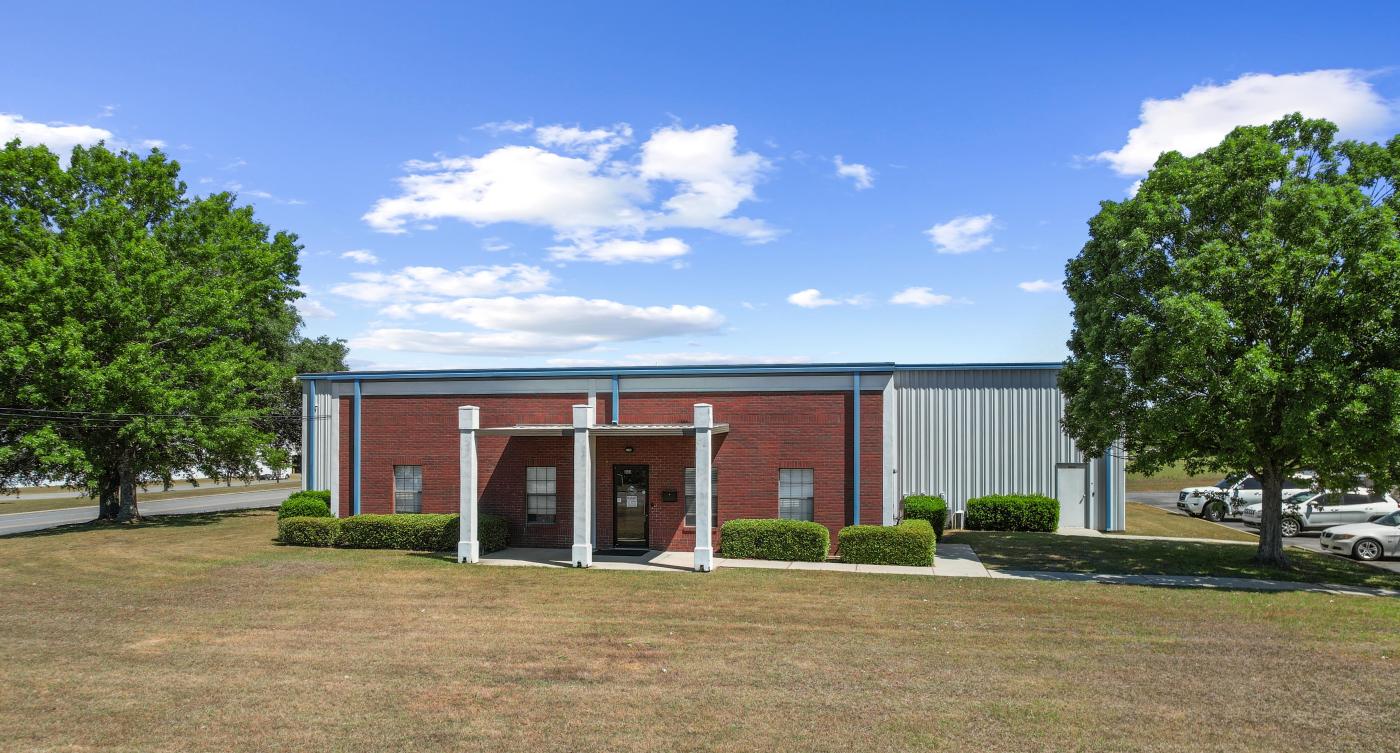 3665 Westgate Parkway - For Lease