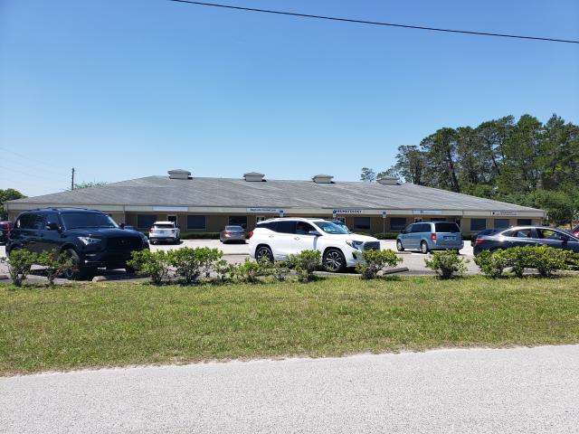 Regal Oaks Plaza West
