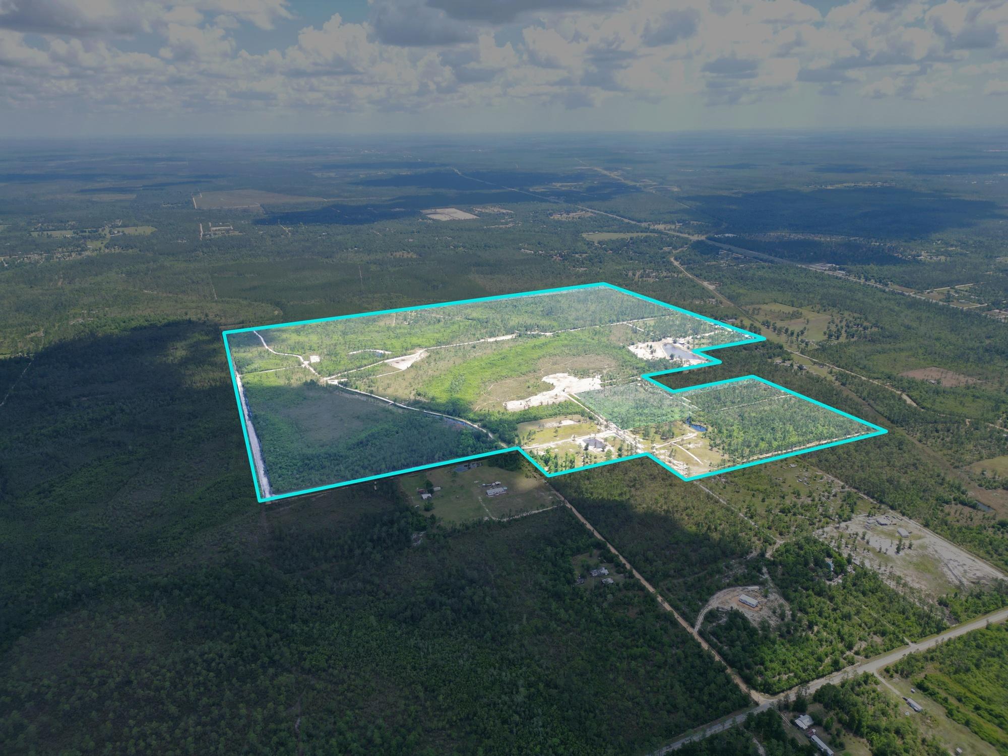 305 Acres in Fountain, FL