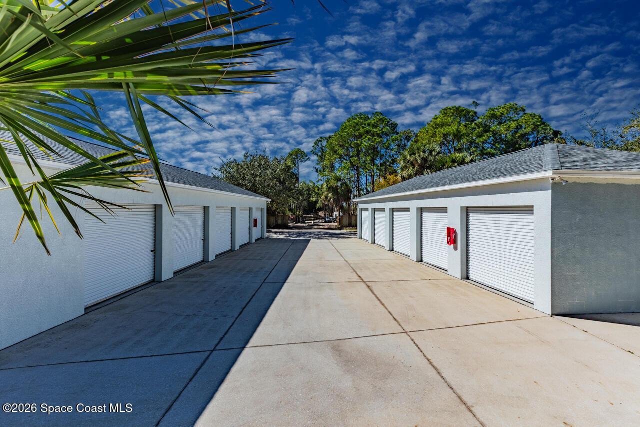 2230 Mimosa Drive B, Merritt Island, FL 32953