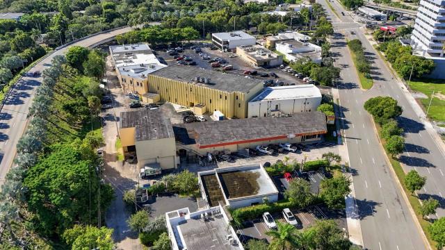 Prime Location. Major North South Travel Corridor. Excellent Frontage.