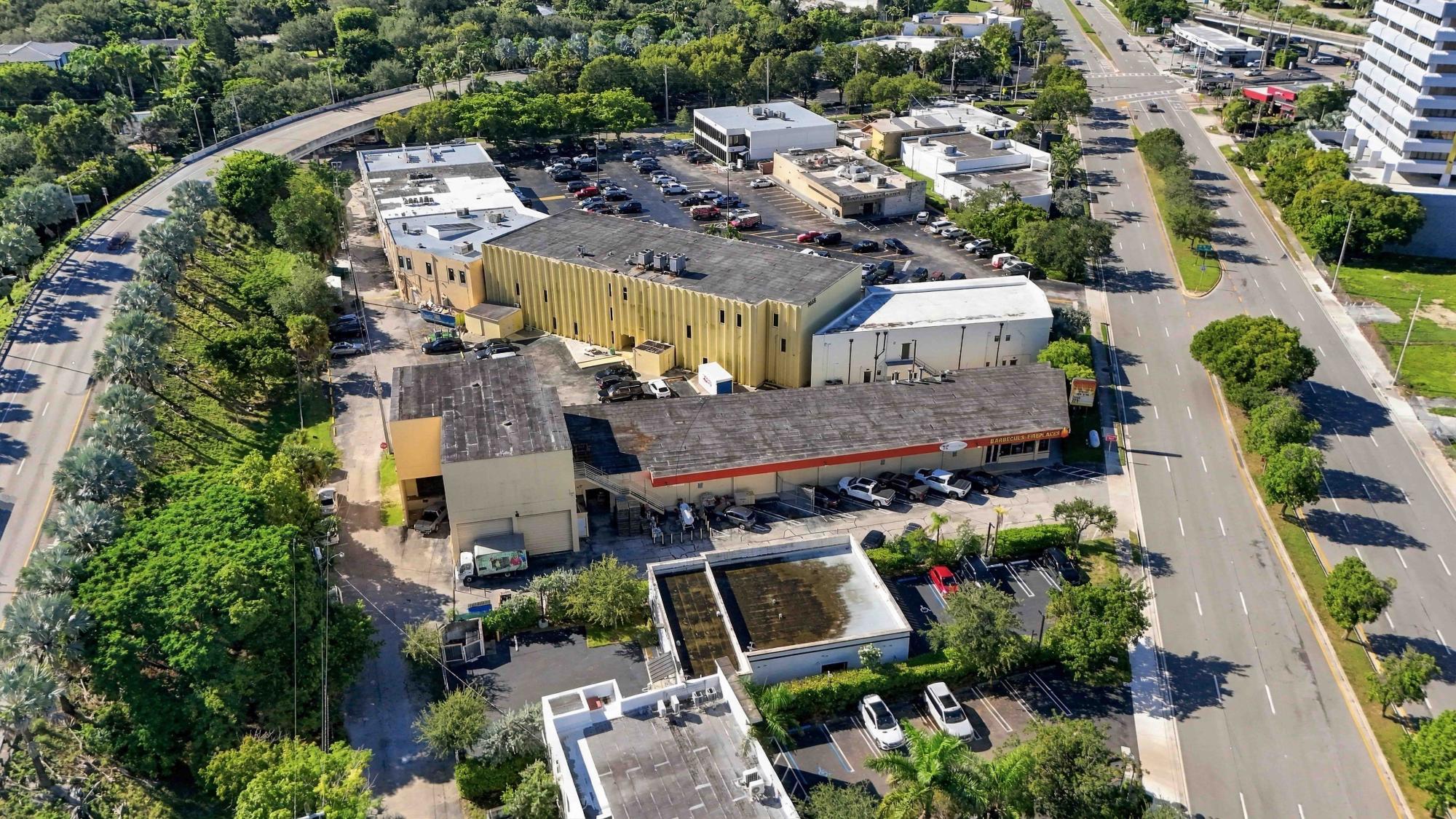 Prime Location. Major North South Travel Corridor. Excellent Frontage.