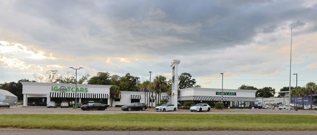 15,440 SF Retail/Showroom & Warehouse | HC/LI Zoning